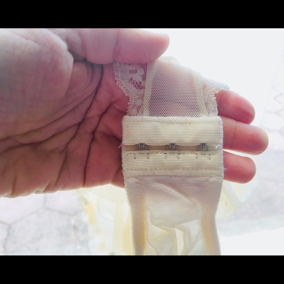 Vtg OLGA TEDDIE Sheer Lace French High Cut 36C 556 - Picture 4 of 8